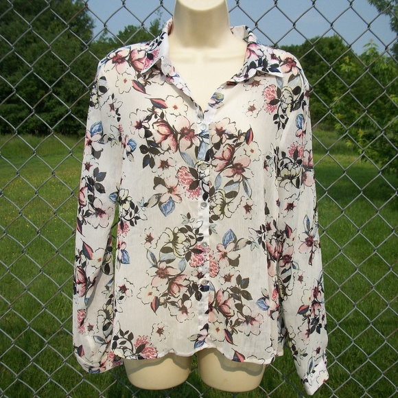 About A Girl Tops - About A Girl Sheer Floral Blouse Sz S